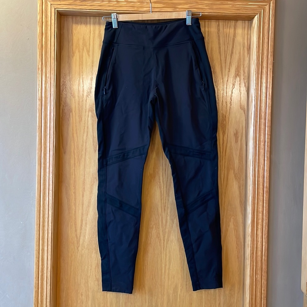 Athleta Hyland Hybrid leggings size 6